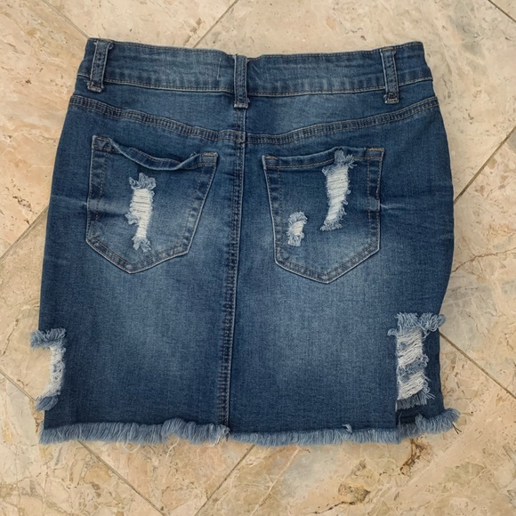 Forever 21 Women's Distressed Casual Blue Denim Jean Pencil Skirt Ladies Size 27 - Picture 2 of 3